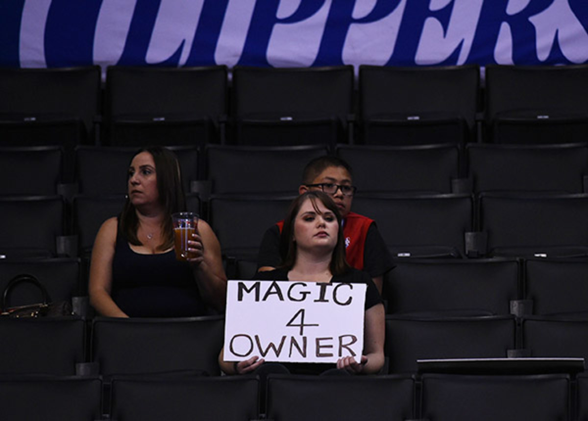 Los Angeles Clippers fans (John W. McDonough/SI)